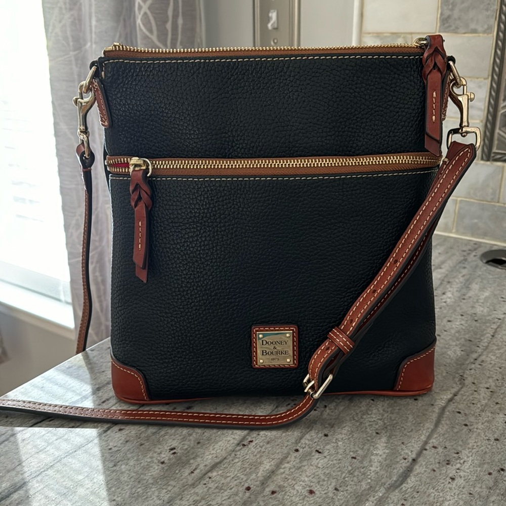 Dooney & Bourke Crossbody